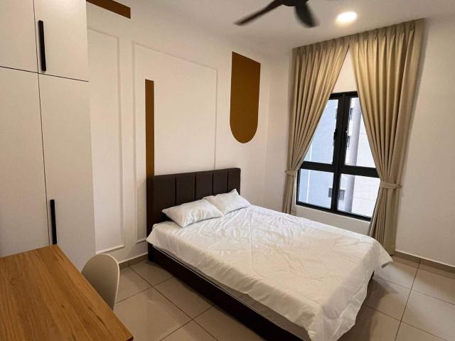 Room for rent in PJU 8, Petaling Jaya