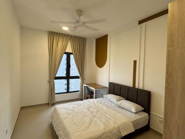Room for rent in PJU 8, Petaling Jaya