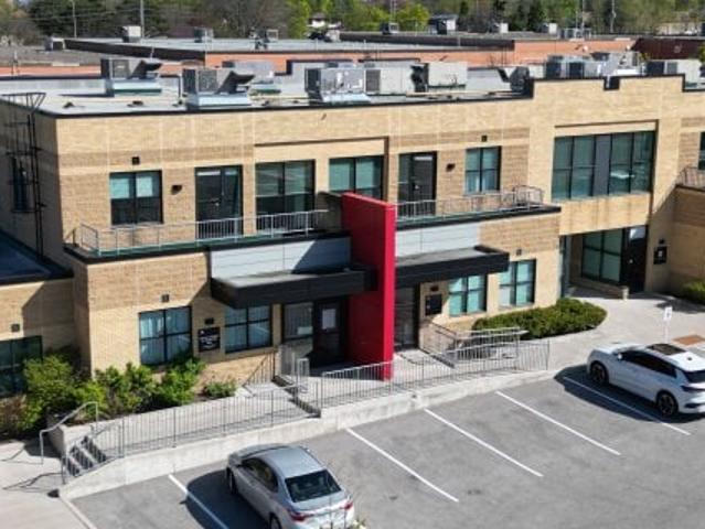 Office for sale in Mississauga, Ontario