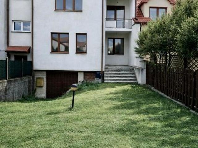 Dom na sprzedaż w Jędrzejów, Świętokrzyskie