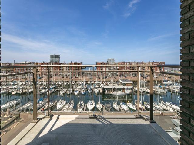 Woning te huur in Nassaubuurt, Den Haag