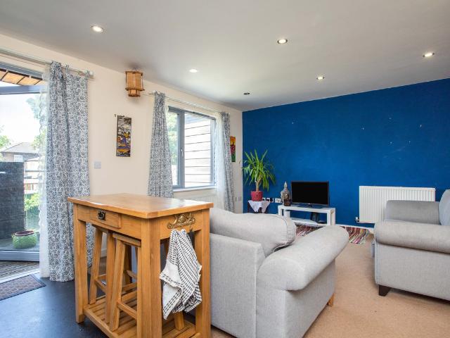 Apartment for rent in Plaistow, Greater London