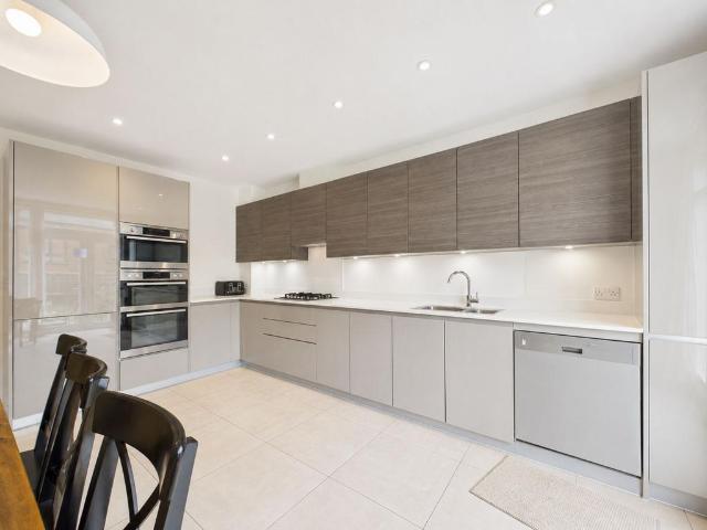 House for rent in London Borough of Barnet, Greater London