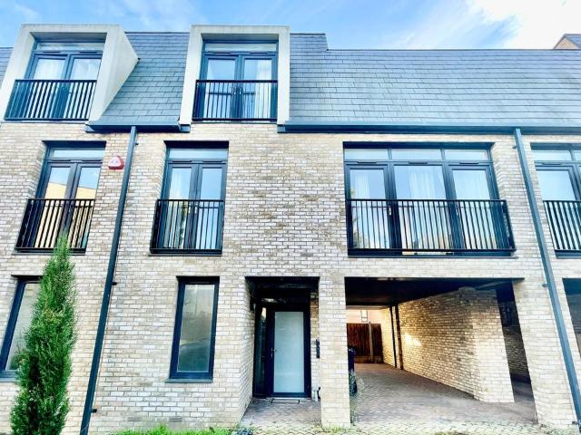 House for rent in High Barnet, Greater London