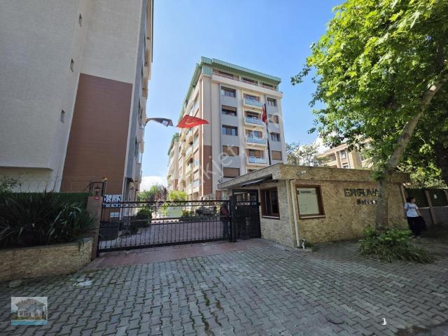 Orhantepe Mahallesi, Kartal içerisinde satılık Villa