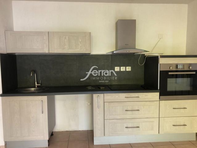 Appartement location à Arrondissement de Draguignan, Châteaudouble