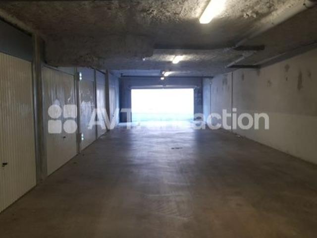 Garage vente à Arrondissement de Draguignan, Draguignan