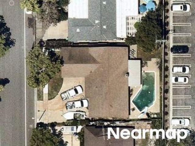 House for sale in Costa Mesa