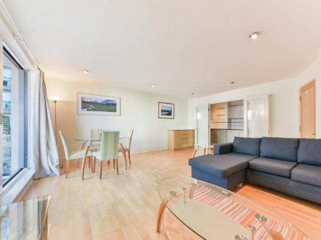 Apartment for rent in London Borough of Lambeth, Greater London