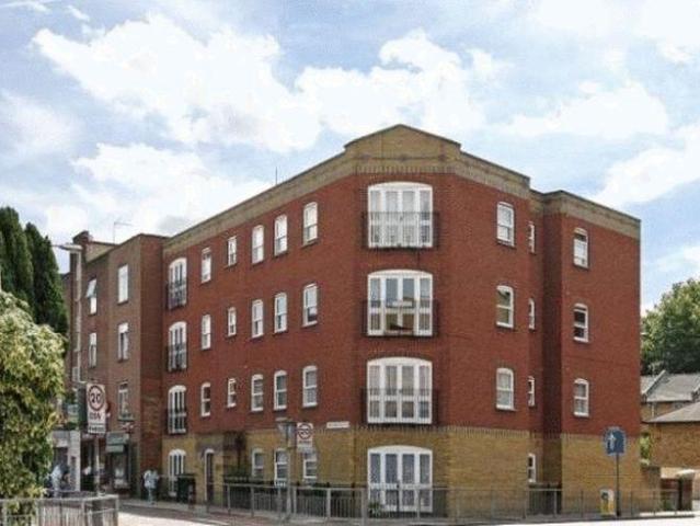 Apartment for rent in St. George in the East, Greater London