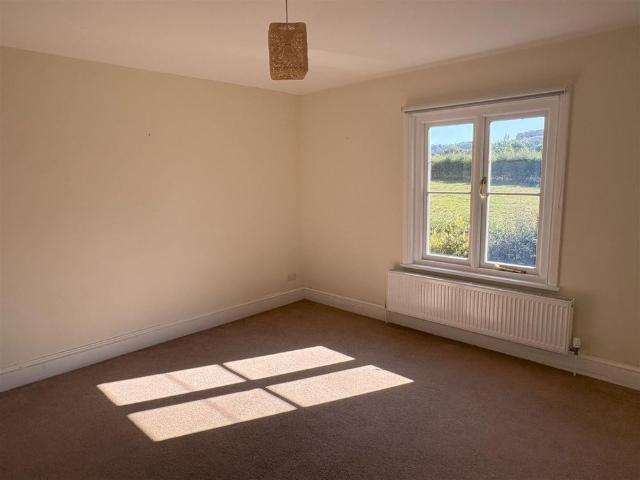 House for rent in Dursley, Stroud