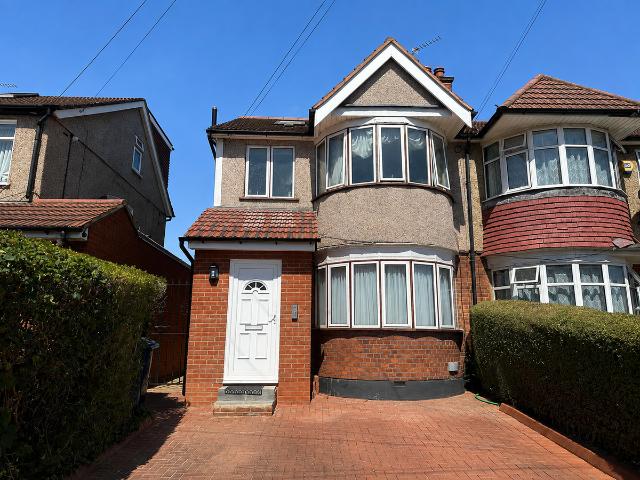 Apartment for rent in Lane, Greater London