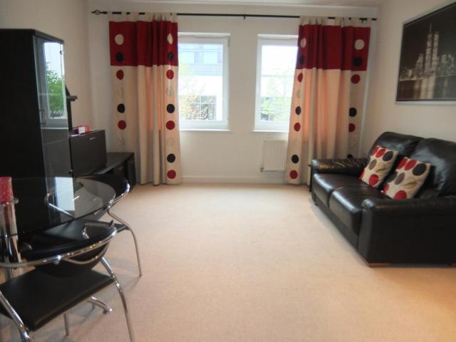 Apartment for rent in Kennet Island, Reading