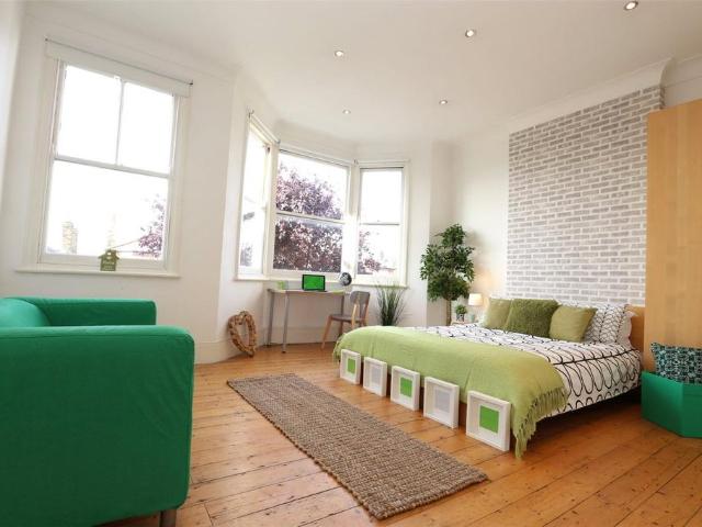House for rent in London Borough of Lewisham, Greater London