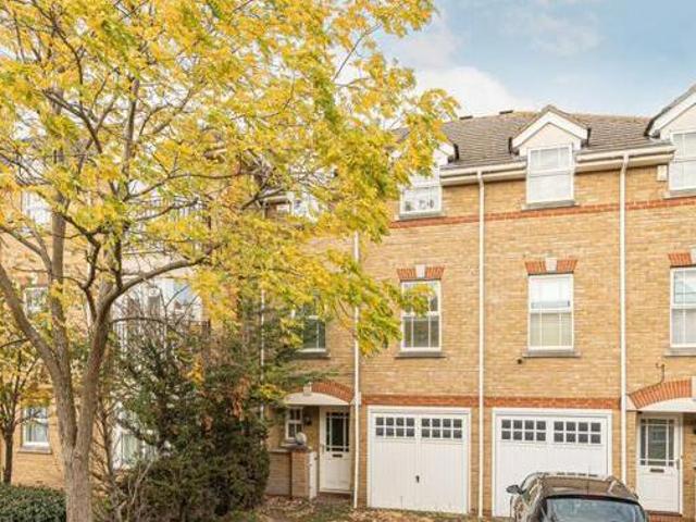 House for sale in Isleworth, Greater London