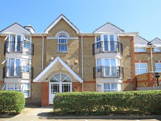Apartment for rent in London Borough of Hounslow, Spring Grove