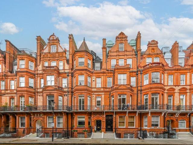House for rent in Chelsea, Greater London