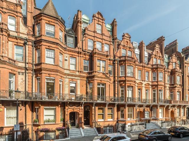 Apartment for rent in Chelsea, Greater London