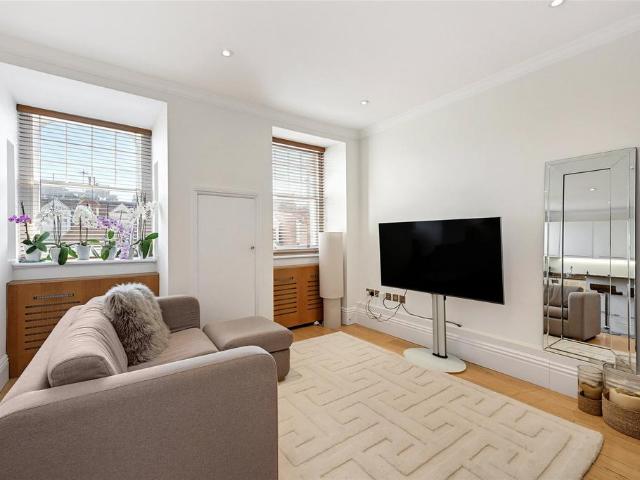House for rent in Chelsea, Greater London