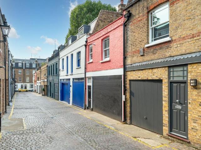 House for rent in Kensington, Greater London