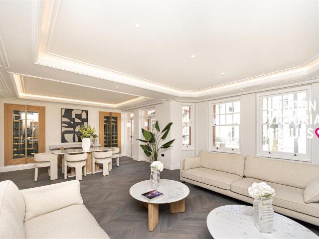 Apartment for rent in The Boltons, Greater London