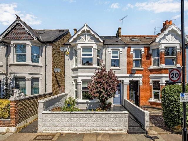 House for rent in London Borough of Ealing, Hanwell