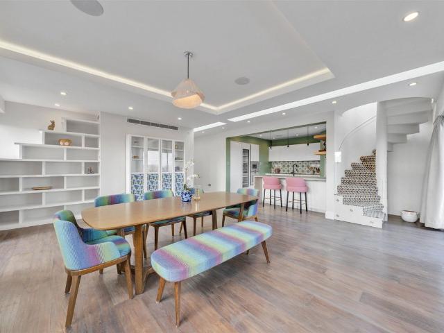 Apartment for rent in Brompton, Greater London