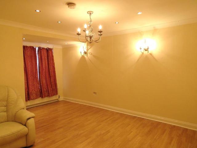Apartment for rent in West Drayton, Greater London