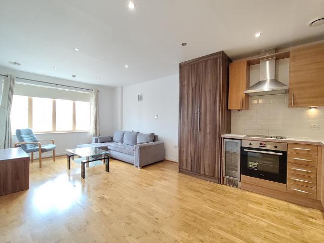 House for rent in London Borough of Ealing, Hanwell