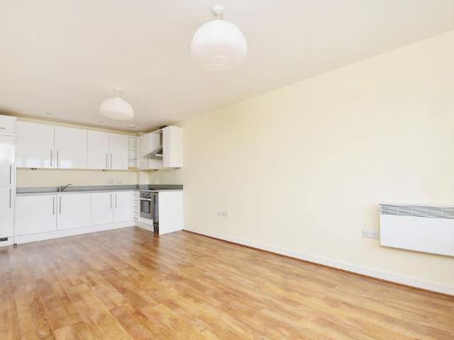 House for rent in London Borough of Ealing, Hanwell