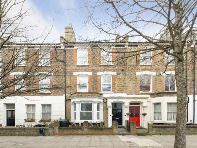 Apartment for rent in Highbury, Greater London