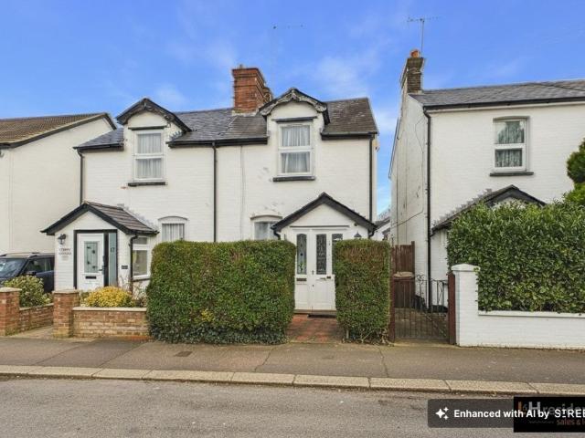 House for rent in Elstree and Borehamwood, Borehamwood