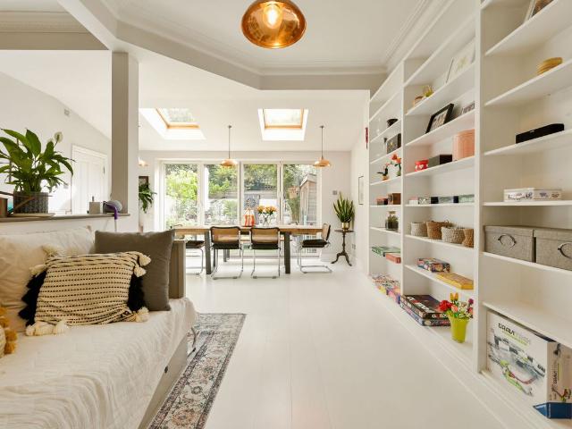 Apartment for rent in London Borough of Ealing, Greater London