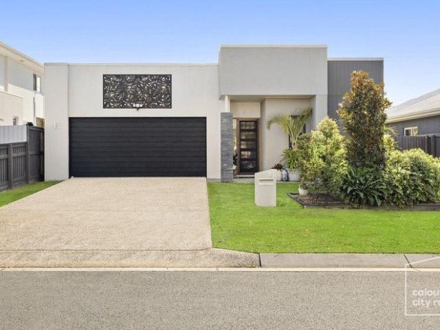 House for sale in Nirimba, Sunshine Coast Regional