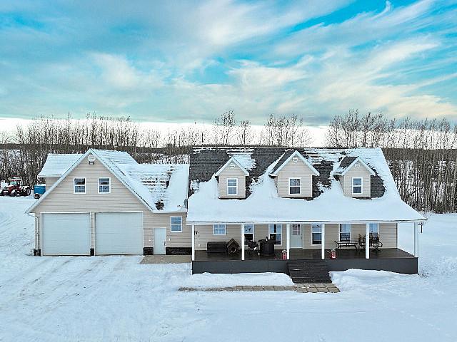 House for sale in Finlay, British Columbia