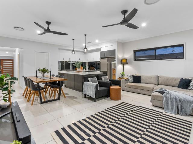 House for sale in Parkview, Greater Brisbane