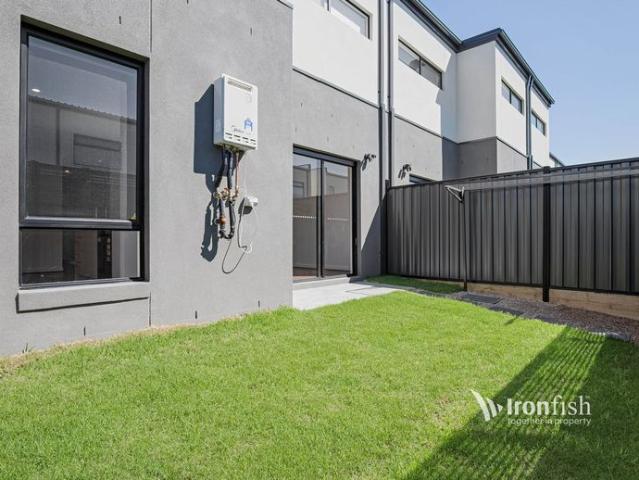 Townhouse for rent in Camerons Creek, Victoria