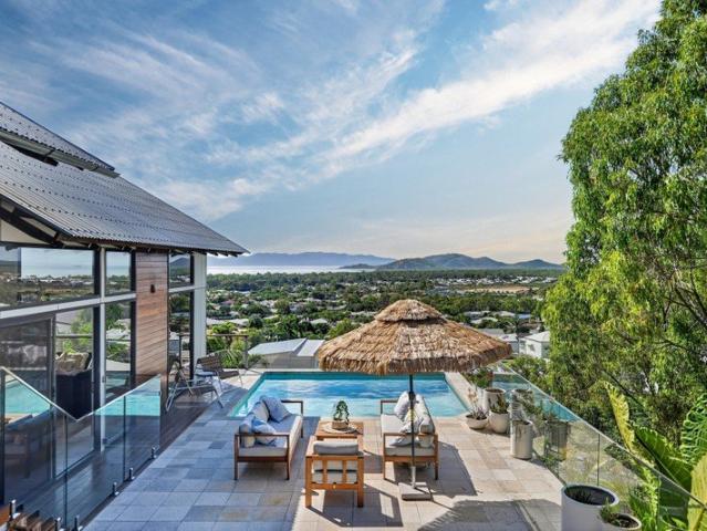 House for sale in Bushland Beach, Queensland