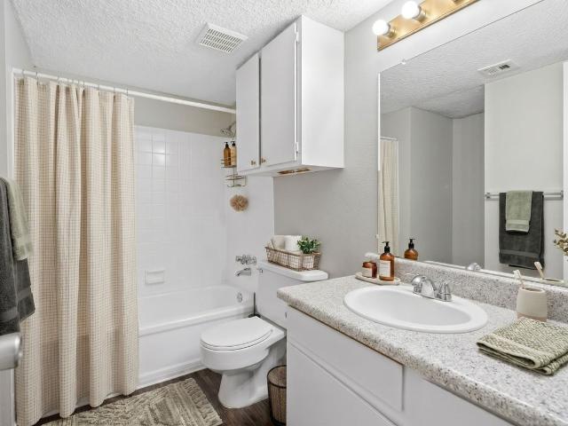Apartment for rent in Woodland Hills, Little Rock