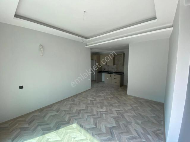 Kuyuluk, Mezitli içerisinde kiralık mülk