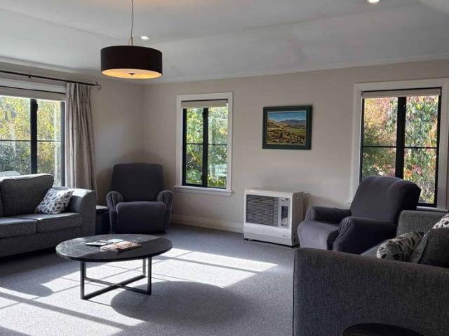 House for rent in Otakou
