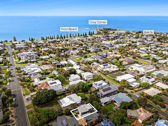 Townhouse for sale in Torquay, Victoria