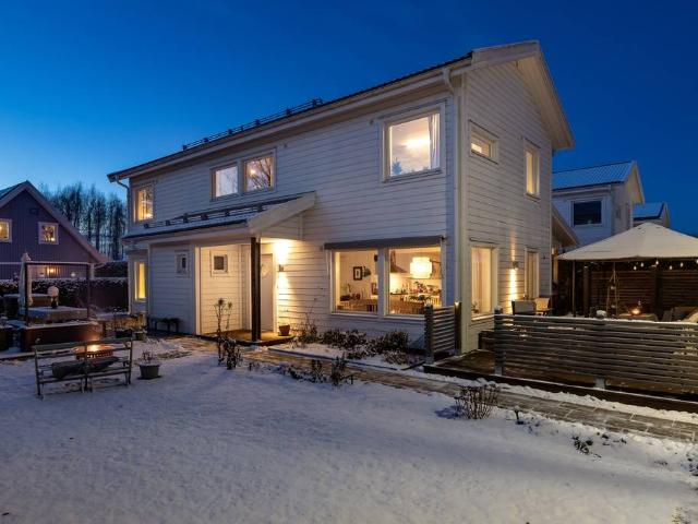 Villa till salu i Örebro