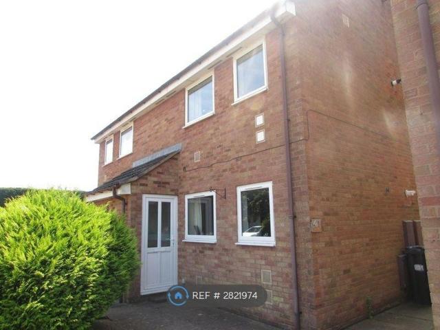 House for rent in Green Close, Warwickshire