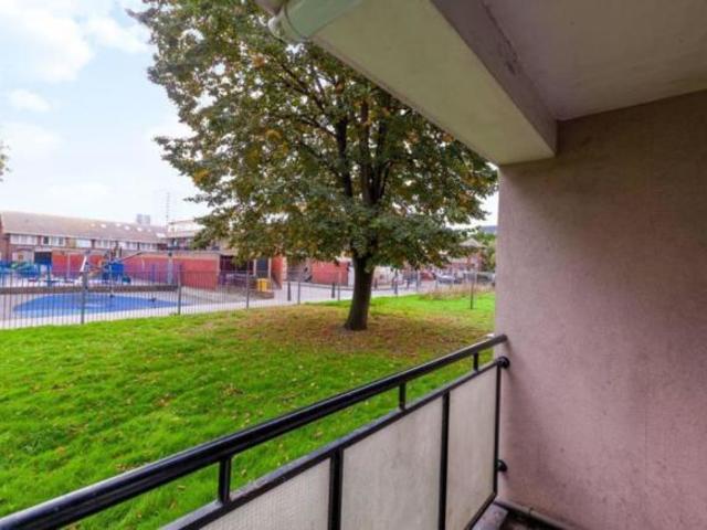 House for rent in St. George in the East, Greater London