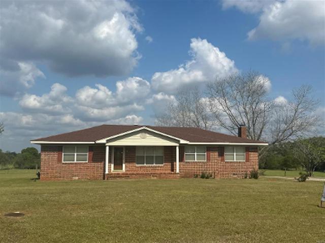 House for sale in Monroeville, Alabama