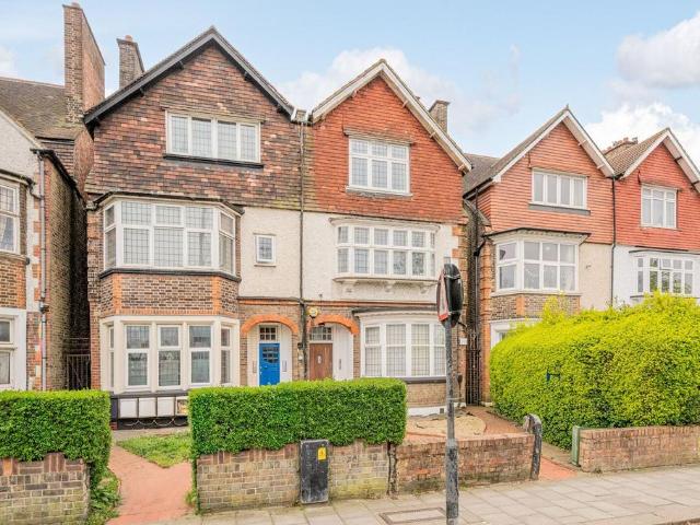 Apartment for rent in Streatham Hill, Greater London