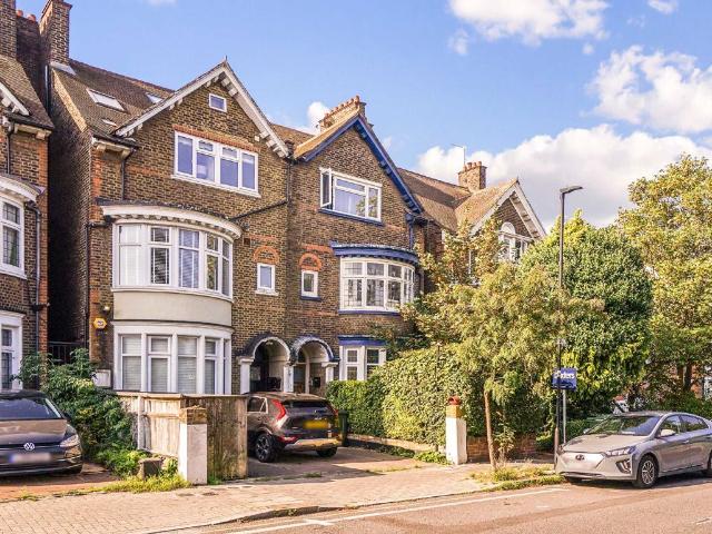 Apartment for rent in Streatham Hill, Greater London
