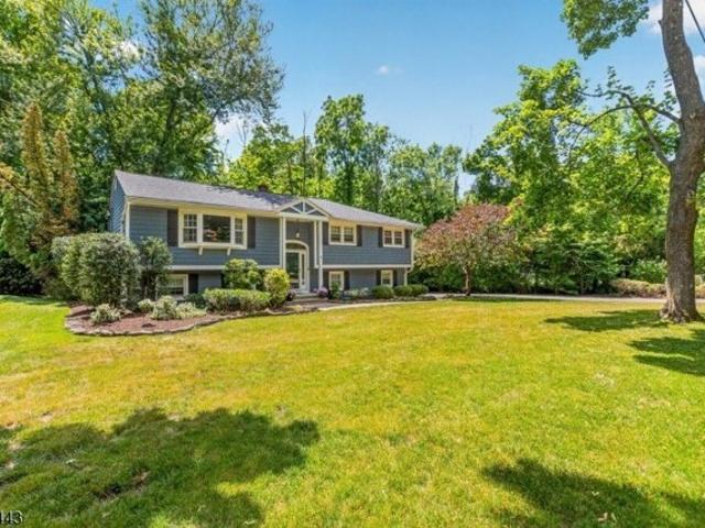 House for sale in Parsippany, New Jersey