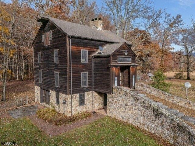 House for sale in Asbury, New Jersey